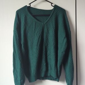 Women's Green V-Neck Sweater